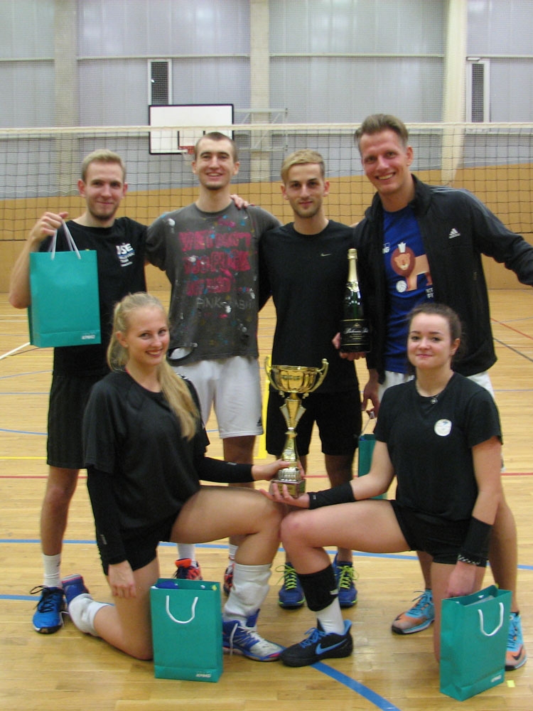 Volejbalové ukončení ZS 2017/2018 turnajem KPMG Fit Cup
