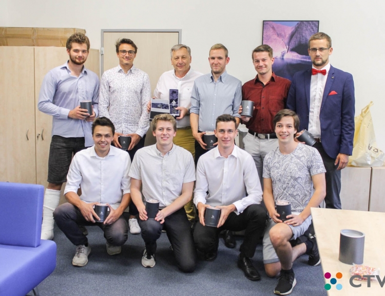 Reprezentační tým mužů FPH je vítězem 7. ročníku Volejbalové ligy VŠE
