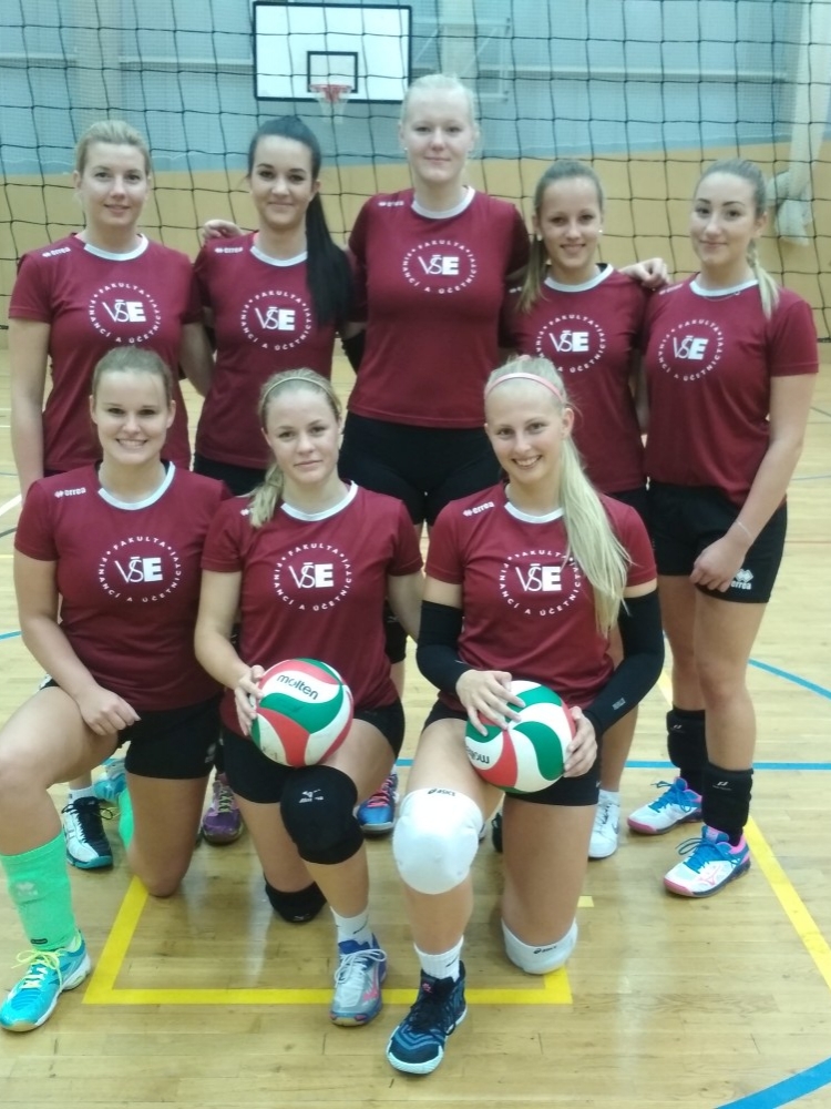 Tým žen FFÚ je podzimním vítězem 7. ročníku Volejbalové ligy VŠE