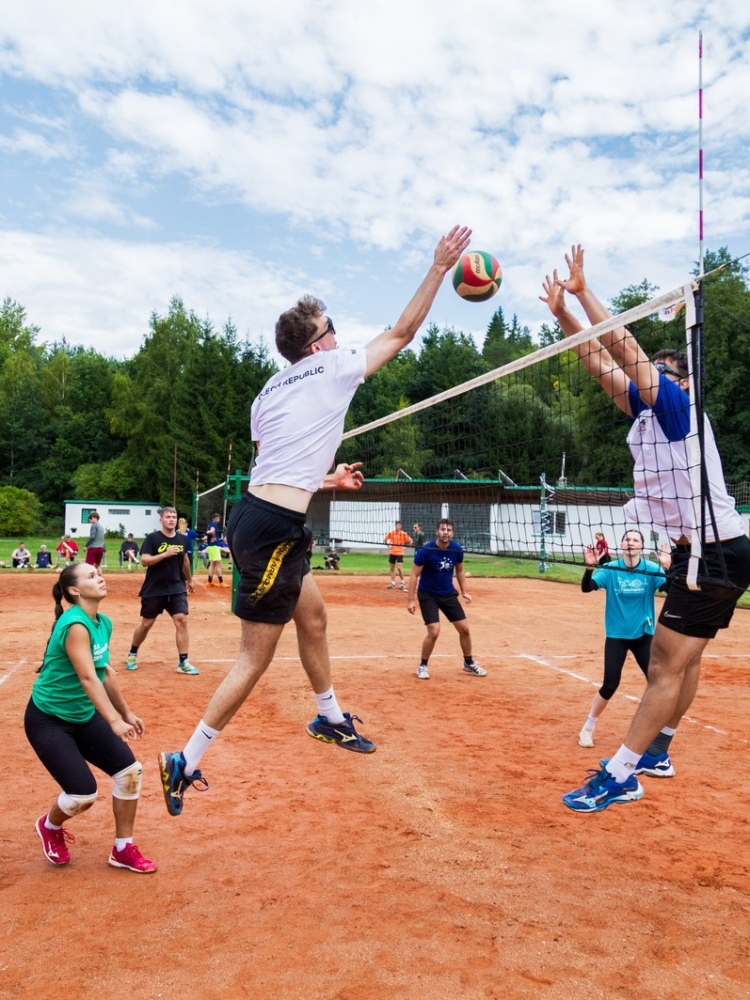 Svojšínské rodeo – aneb 32. ročník letního sportovního kurzu VŠE