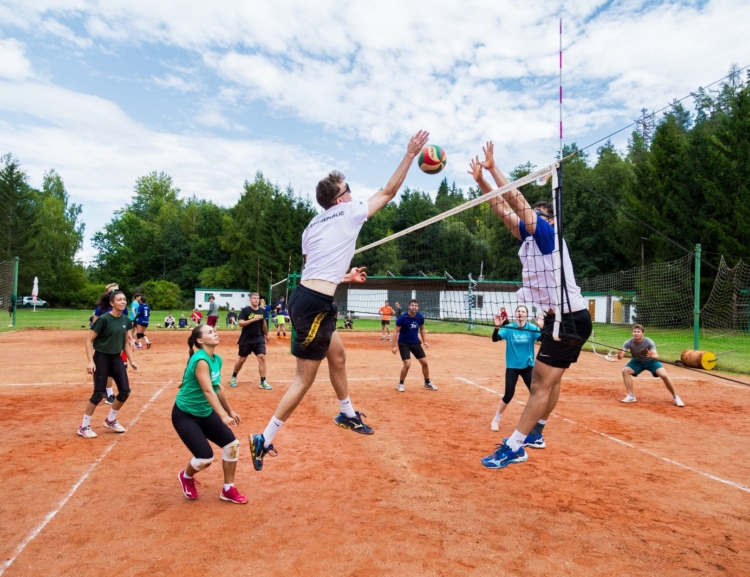 Svojšínské rodeo – aneb 32. ročník letního sportovního kurzu VŠE
